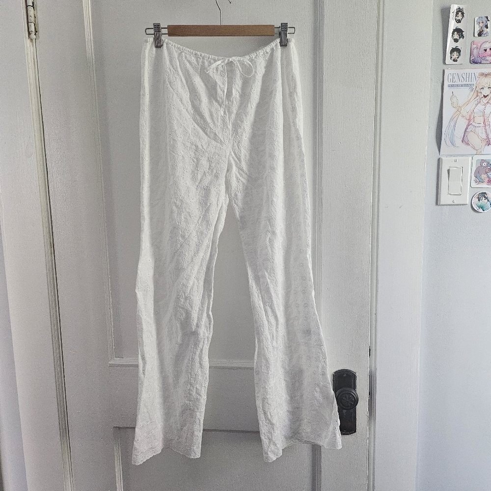 Frankies Bikinis Daisy Eyelet Low Rise Pant White